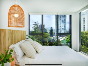 Beauty on Burleigh, Surfers Paradise